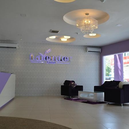 Lavender Hotel Телук-Интан Экстерьер фото